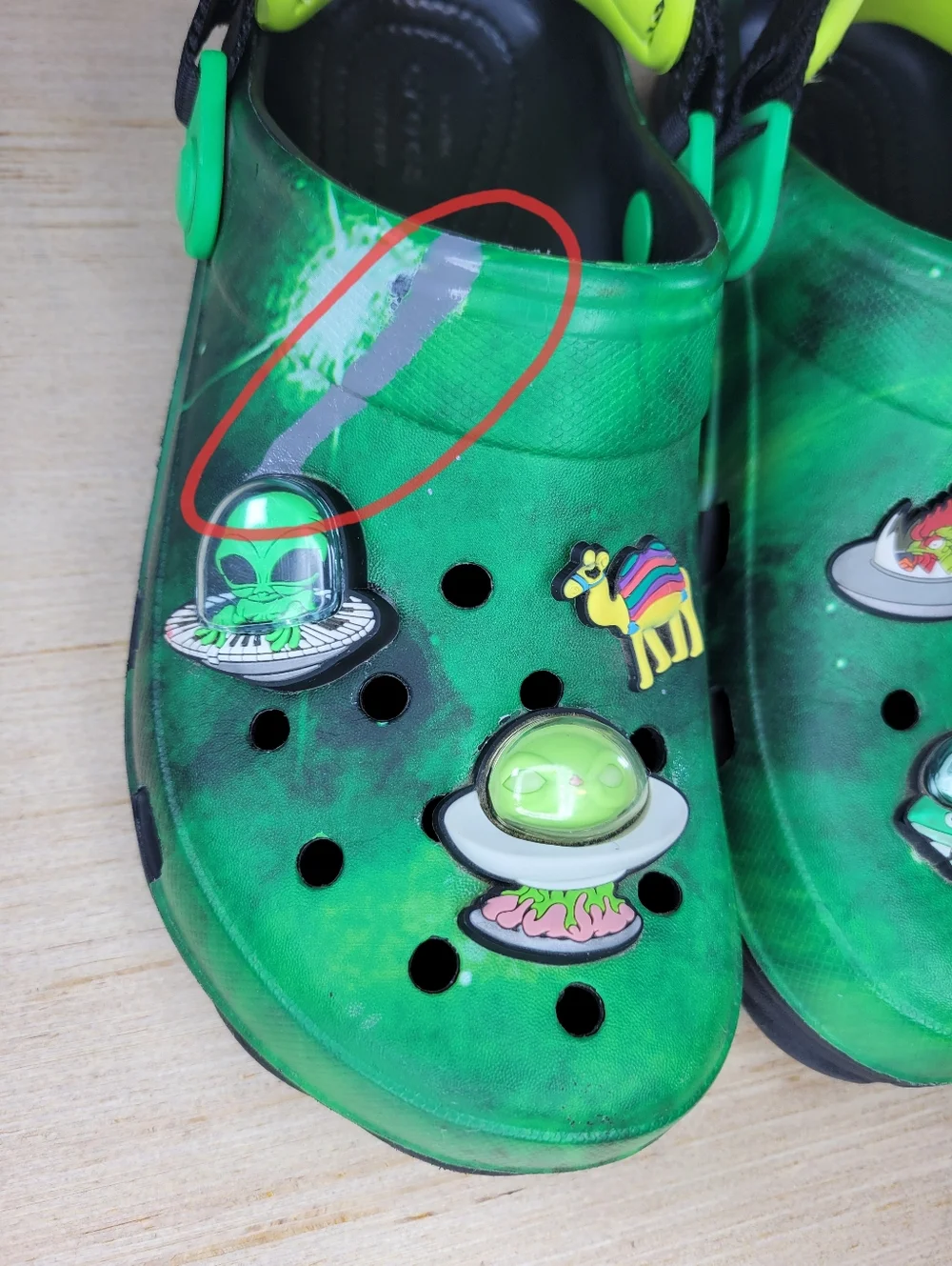 Crocs Ron English Area 54 All Terrain Clog J6 Green Cosmic Alien Graphic FLAW